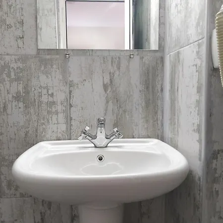 Otel Bade 3*